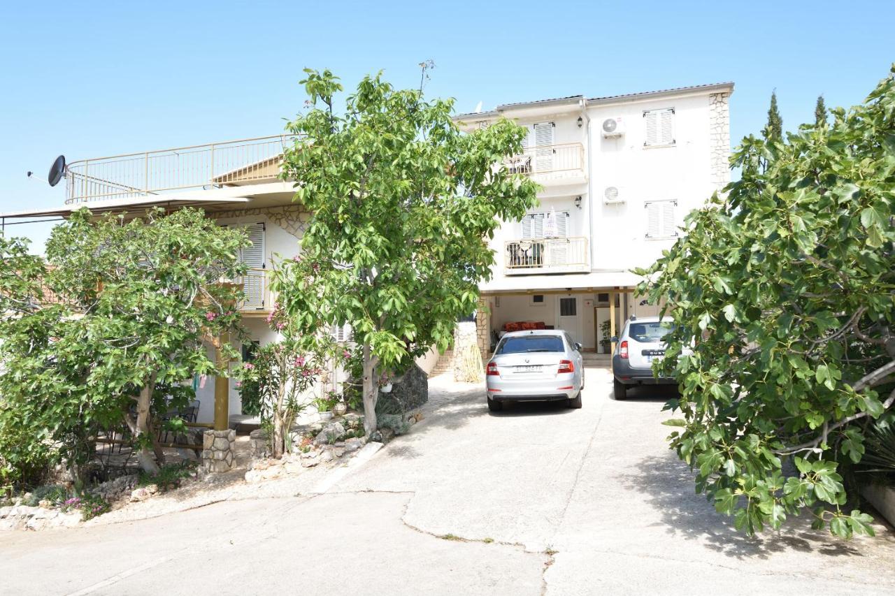 Apartments Jurkic Dolac Экстерьер фото